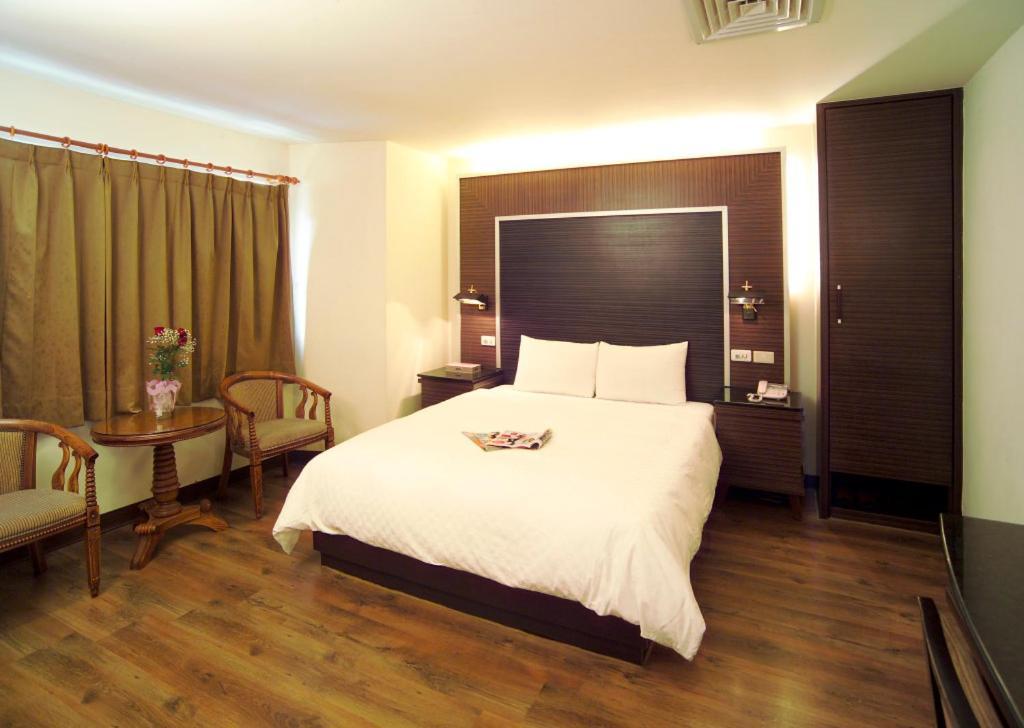 Hua Tai Hotel Hsinchu Luaran gambar