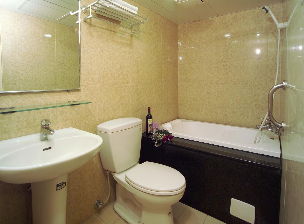 Hua Tai Hotel Hsinchu Luaran gambar
