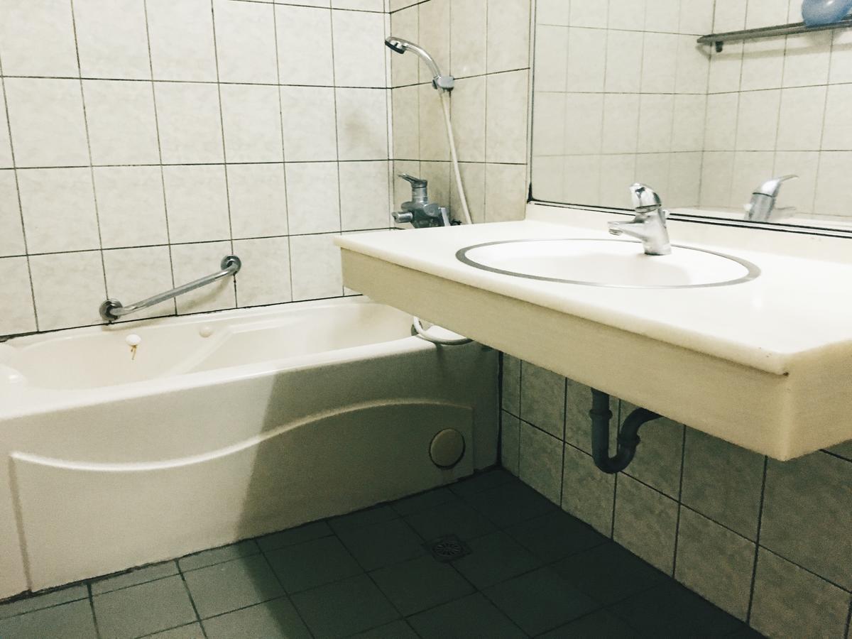 Hua Tai Hotel Hsinchu Luaran gambar